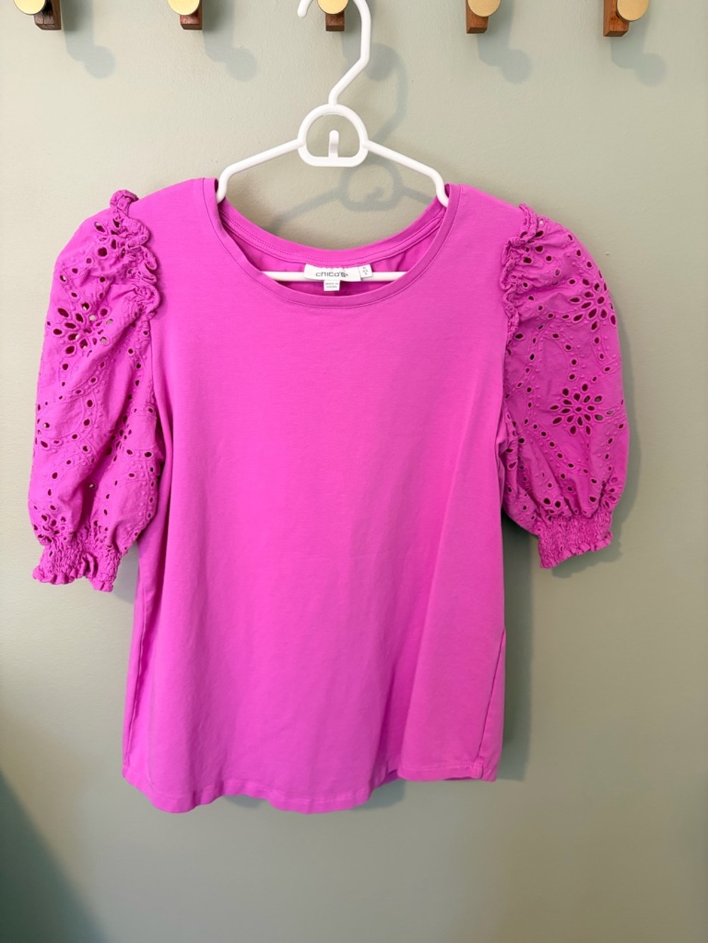 Chico's Bright Fuchsia Puff-Sleeve Eyelet Top